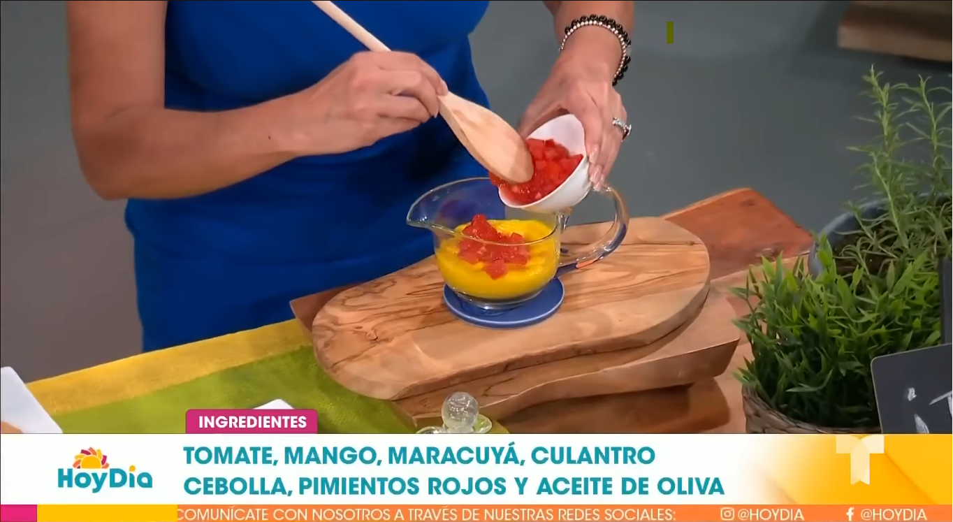 Aprende a preparar la salsa de mango con pimientos contra las varices